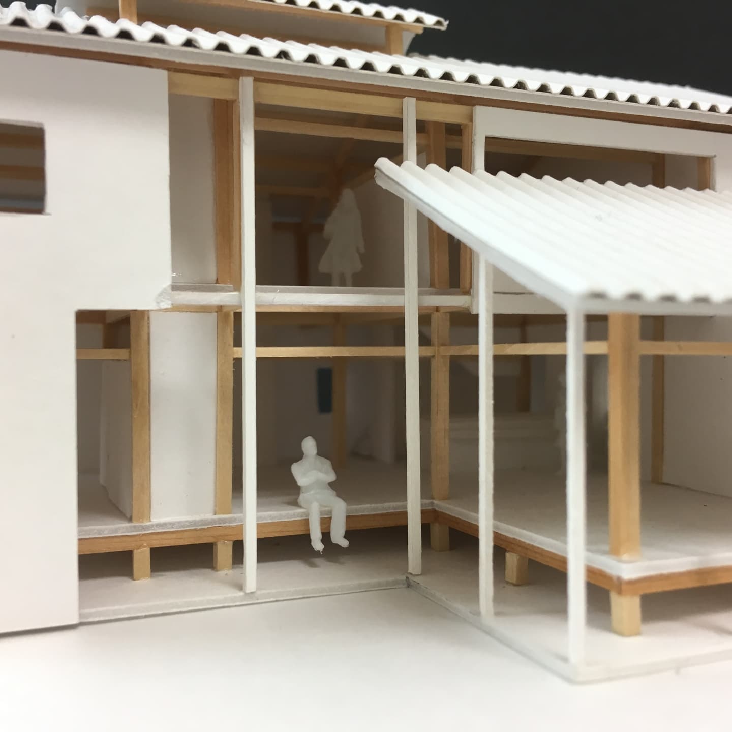 大阪の建築家・中平勝が設計した土間のある木造住宅です